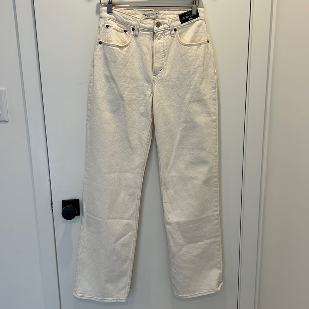 Relaxed fit summer jeans 🔥